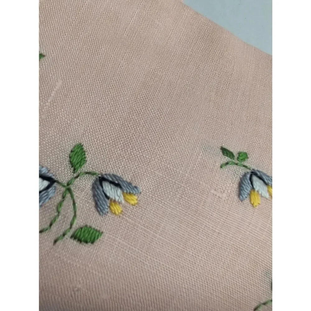 Vintage Floral Embroidered Peach Linen Guest Towels NWT